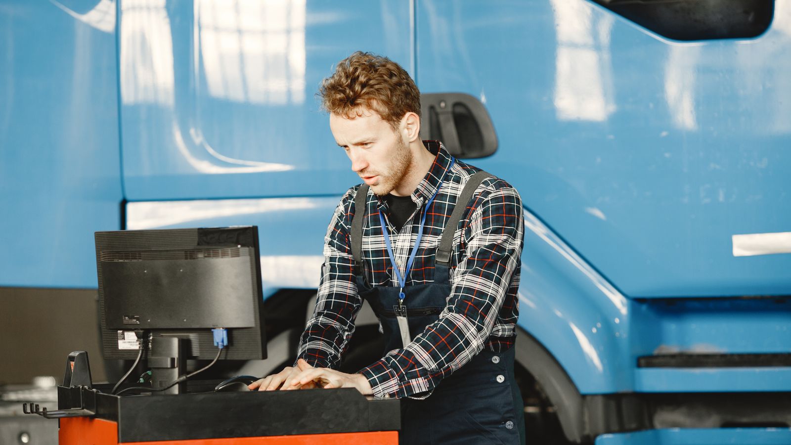 diagnostic software requiring J2534 adapter on screen